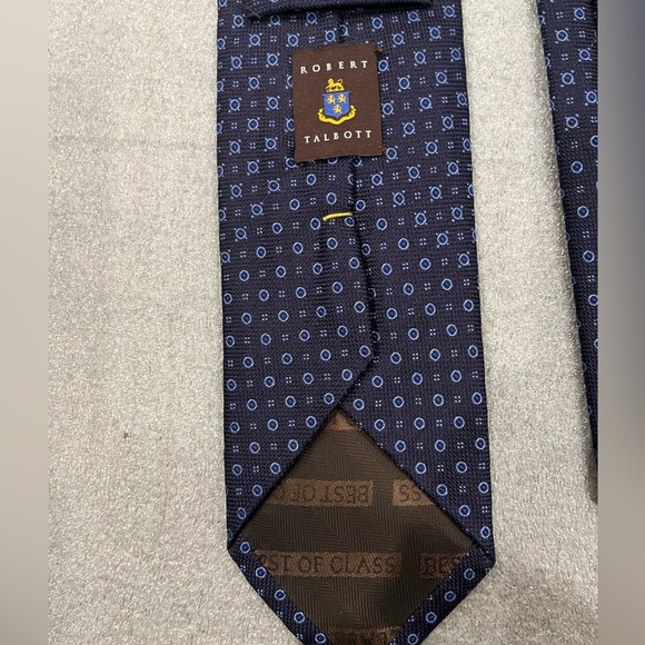 ❤️2/$50❤️[W3”]Robert Talbott Best of Class Blue Textured Silk Patterned Tie - Picture 6 of 7